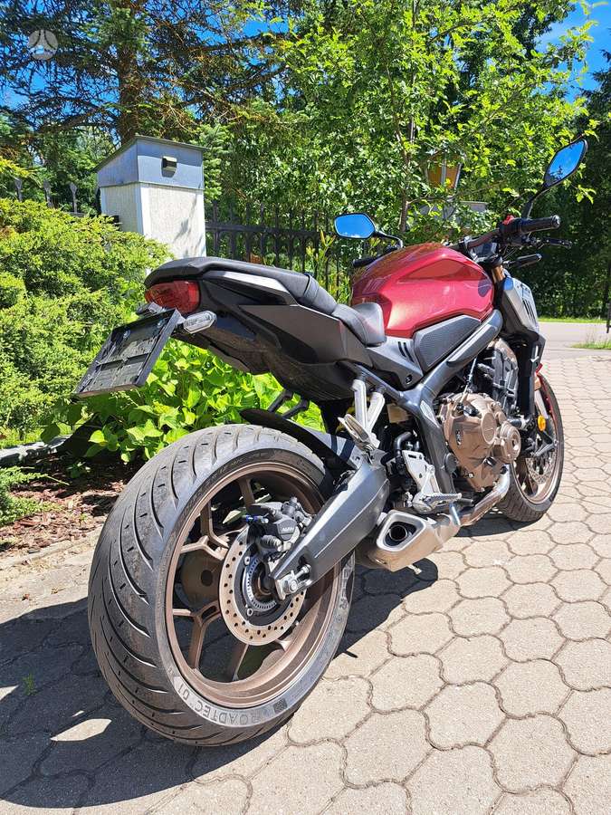 Honda CB 650cc, street / classic