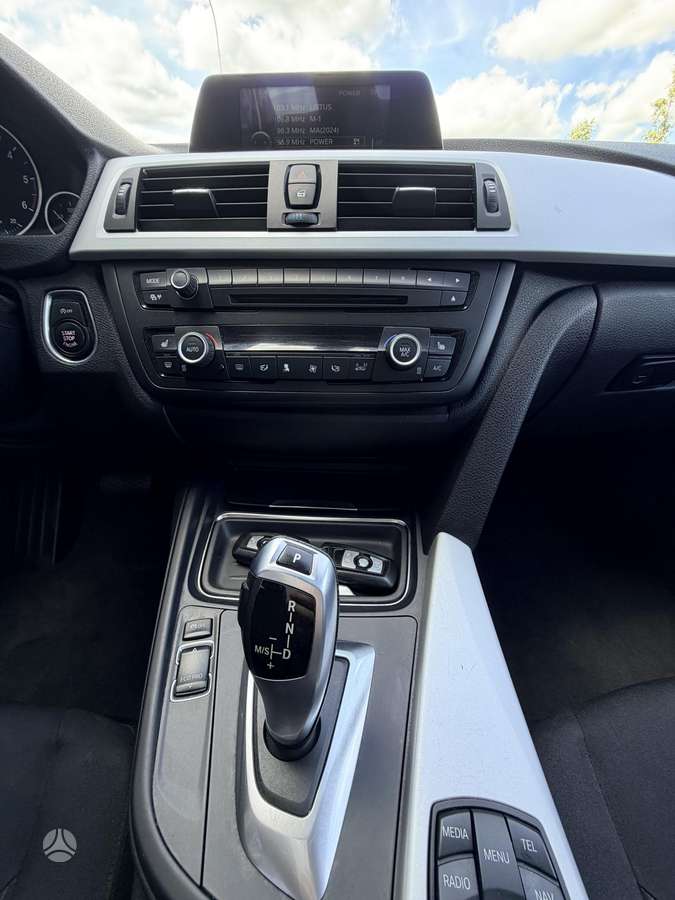 BMW 318, 2.0 l., Универсал