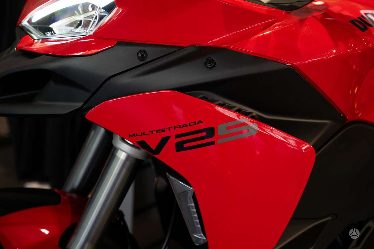 Ducati Multistrada V2 890cc, enduro / adventure