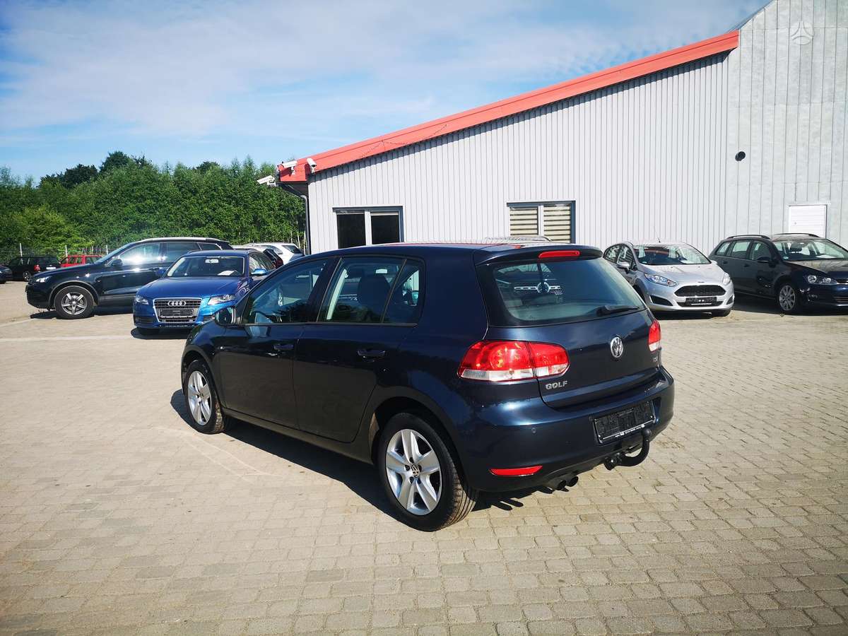 Volkswagen Golf - 3