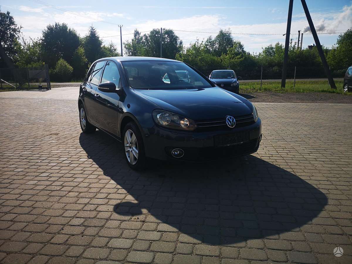 Volkswagen Golf - 4