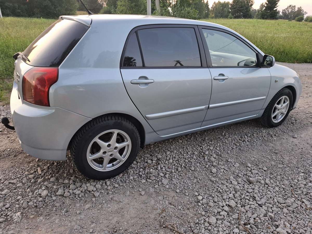 Toyota Corolla, 1.4 l., hatchback