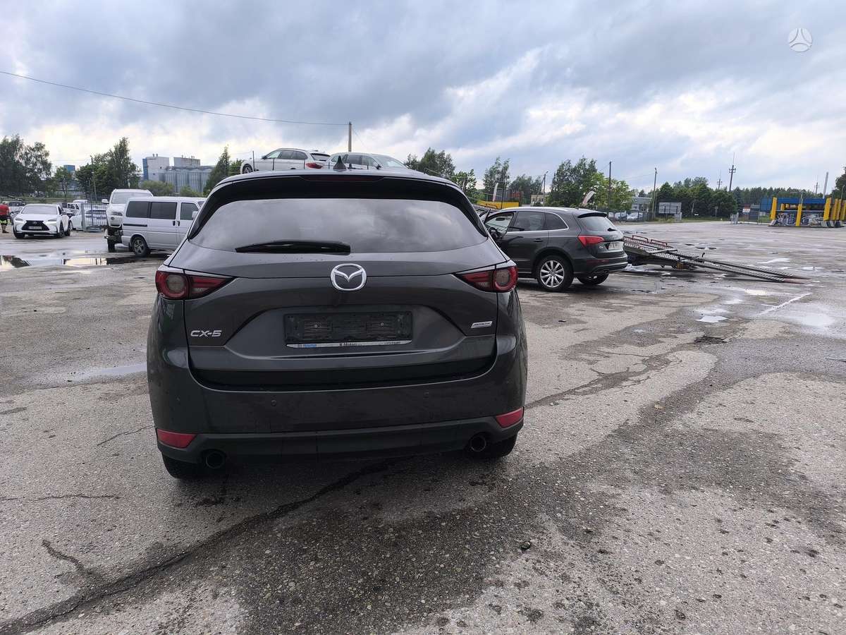 Mazda CX-5, 2.2 l., off-road / crossover