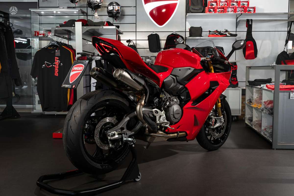 Ducati Panigale 890cc, спортбайки / superbikes