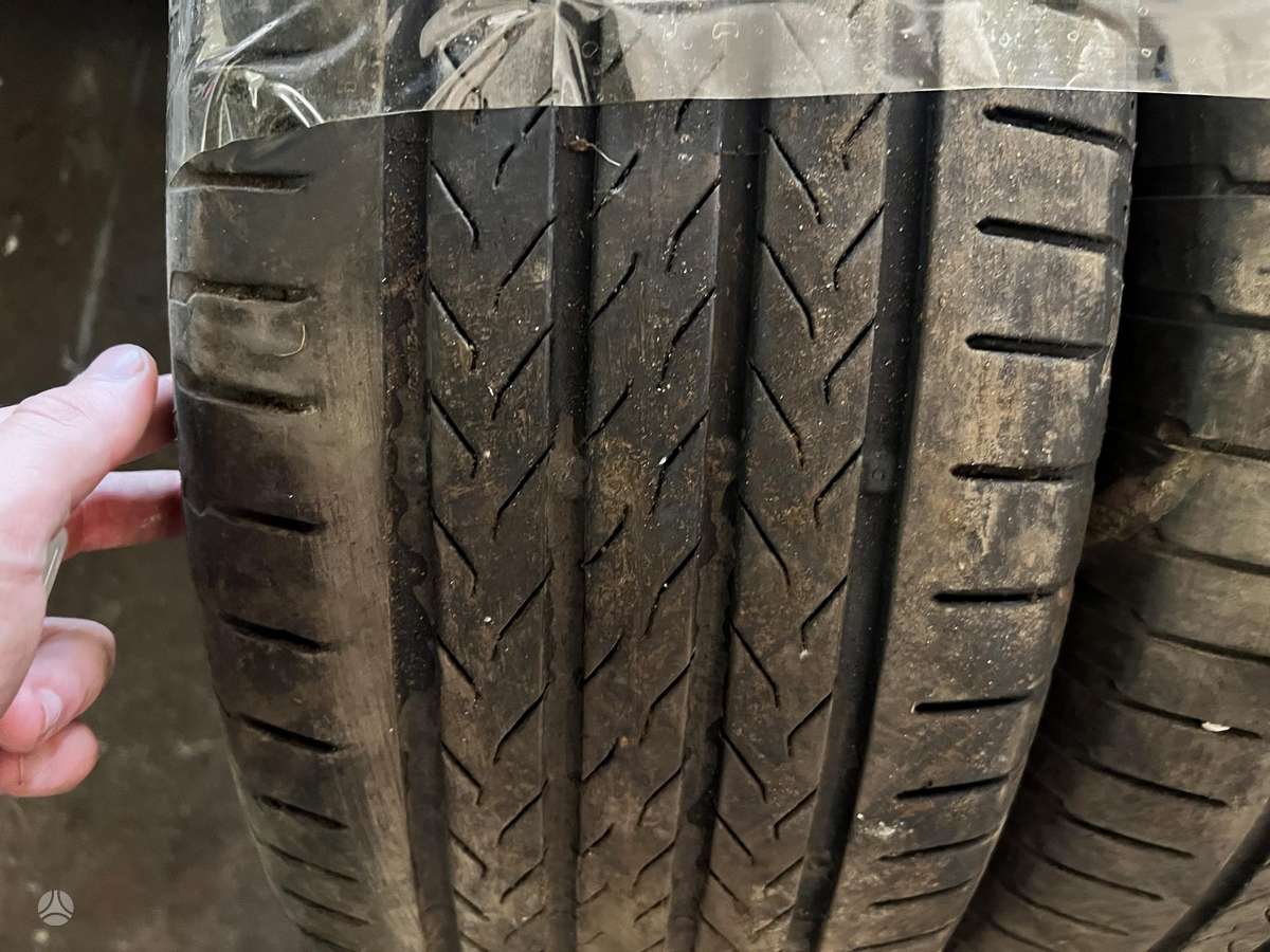 Continental, летние 235/55 R19