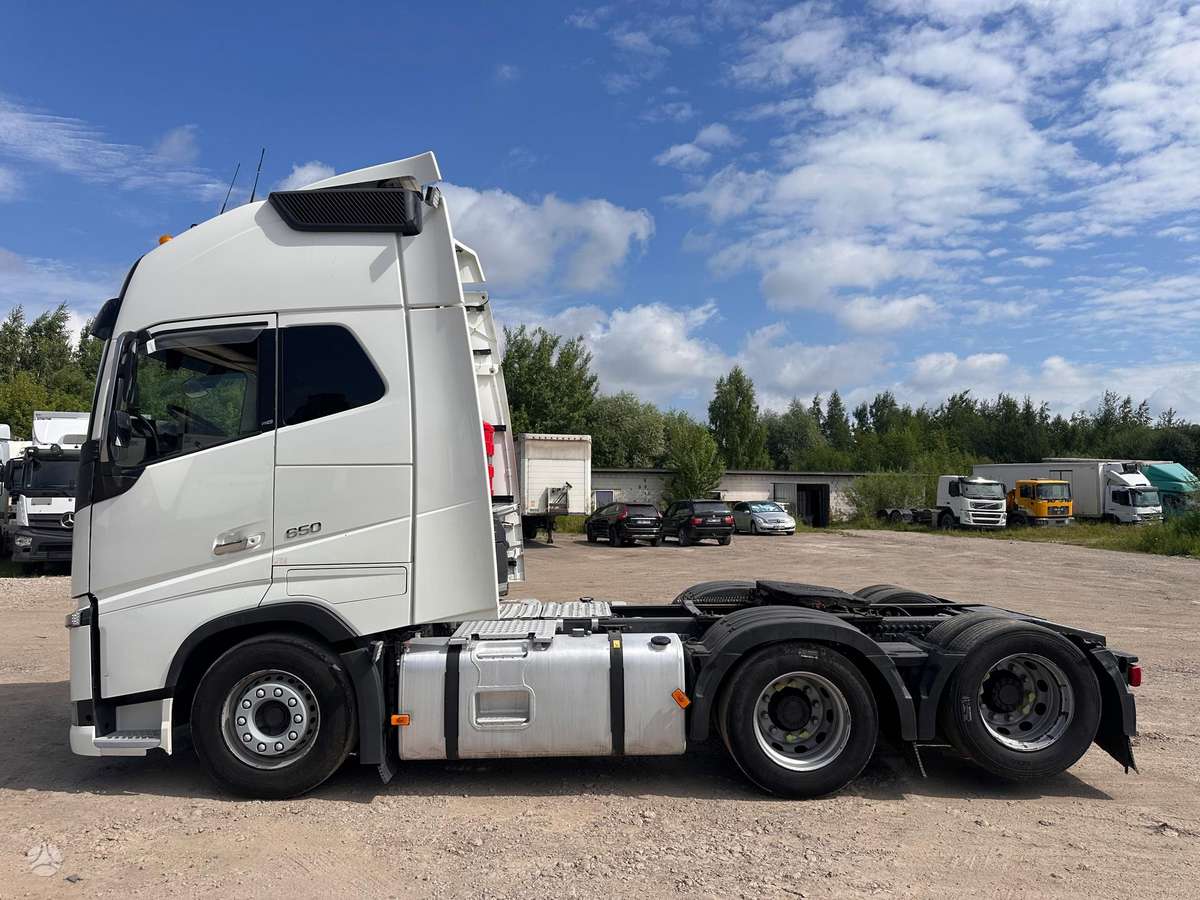 Volvo FH XL 650, 6×2, double sleeper