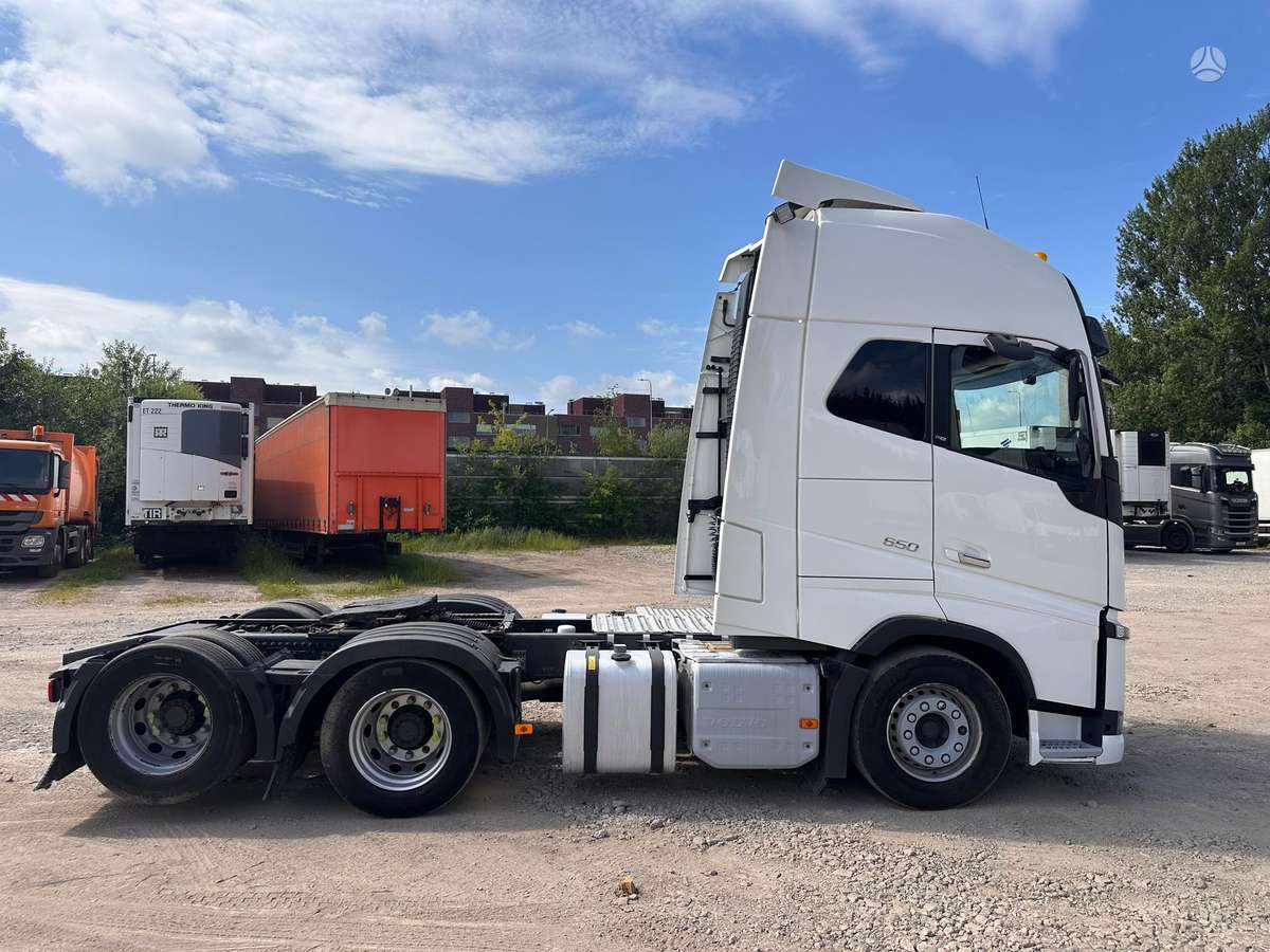 Volvo FH XL 650, 6×2, double sleeper