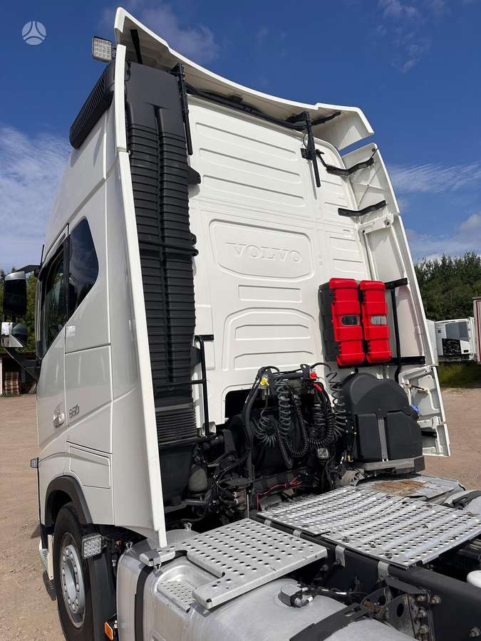 Volvo FH XL 650, 6×2, double sleeper