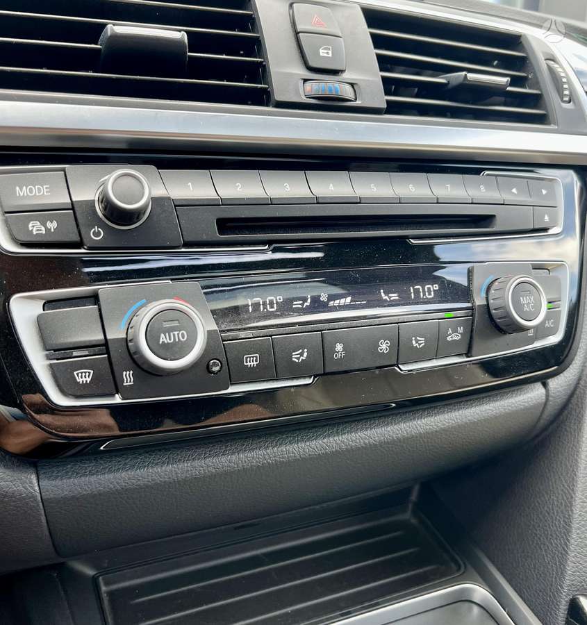 BMW 320, 2.0 l., wagon