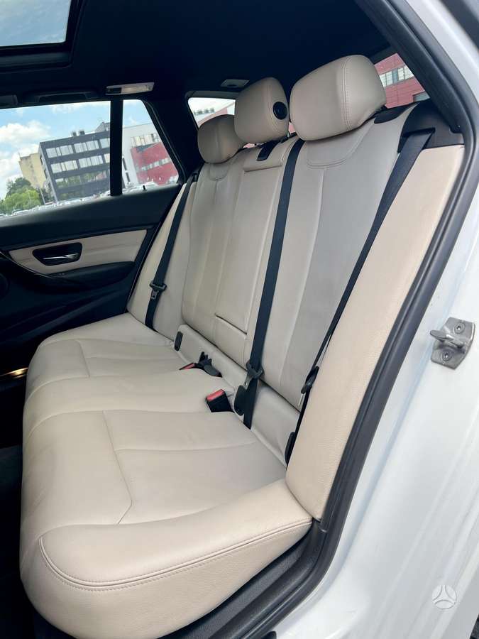 BMW 320, 2.0 l., wagon