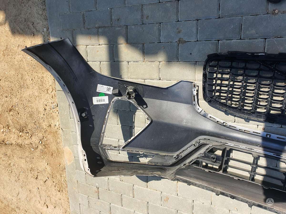 Volvo XC60, 32133812, R desing liko tik virsutines grotiales