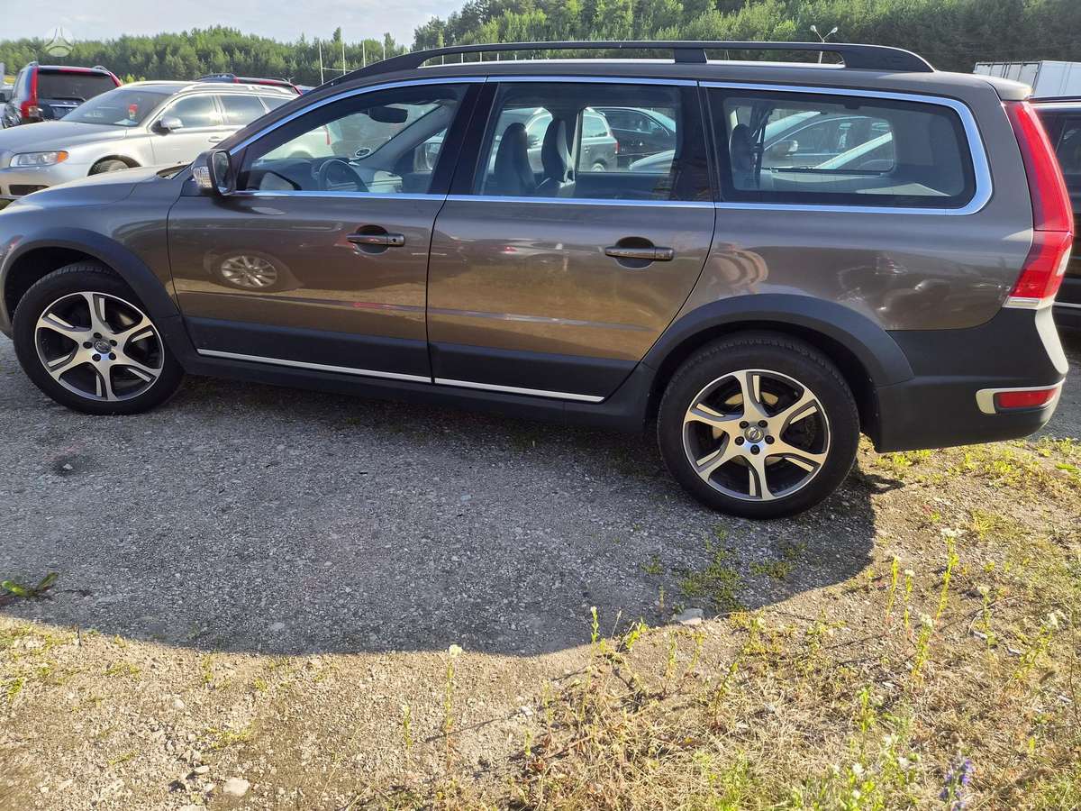 Volvo XC70, 2.4 l., Универсал