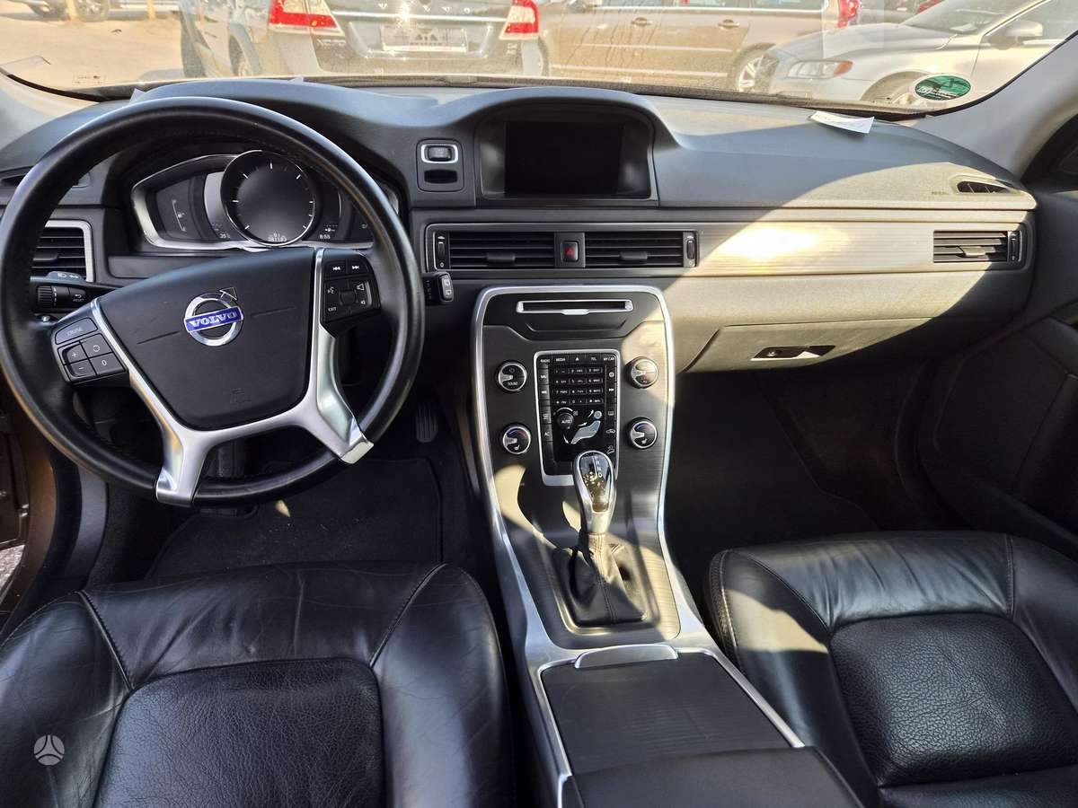 Volvo XC70, 2.4 l., wagon