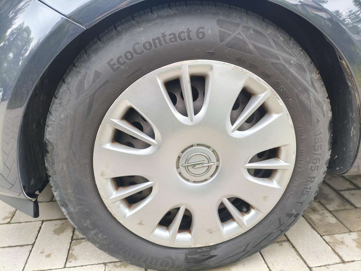 Opel Corsa, 1.2 l., hatchback
