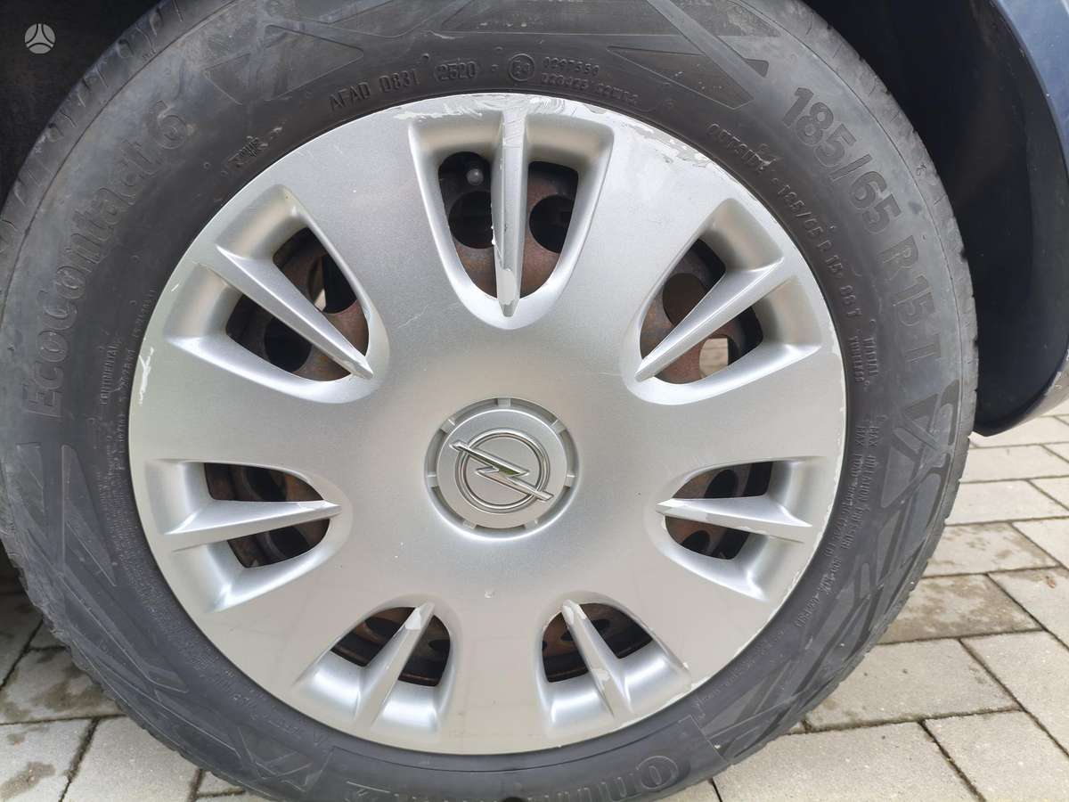 Opel Corsa, 1.2 l., hatchback