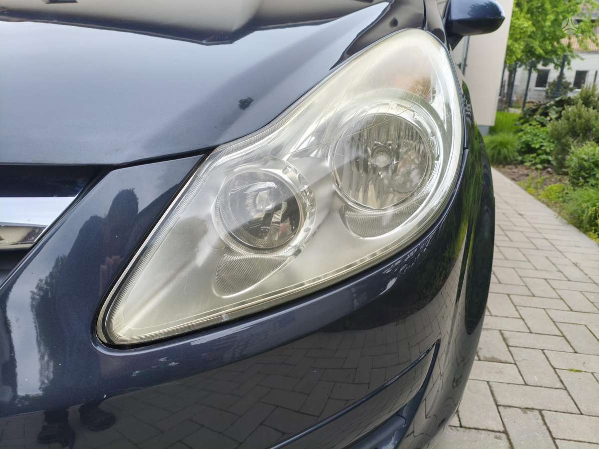 Opel Corsa, 1.2 l., hatchback
