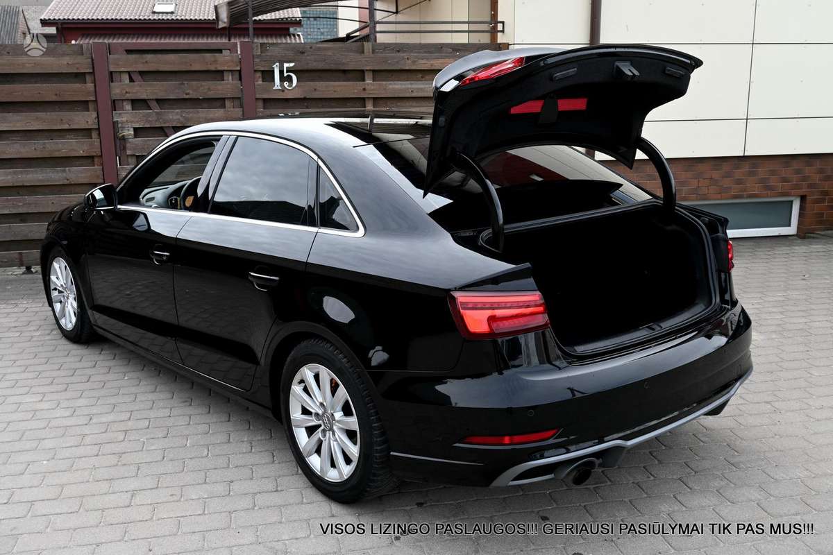 Audi A3, 1.6 l., Седан