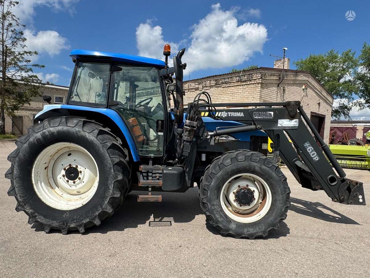 New Holland TM140, tractors