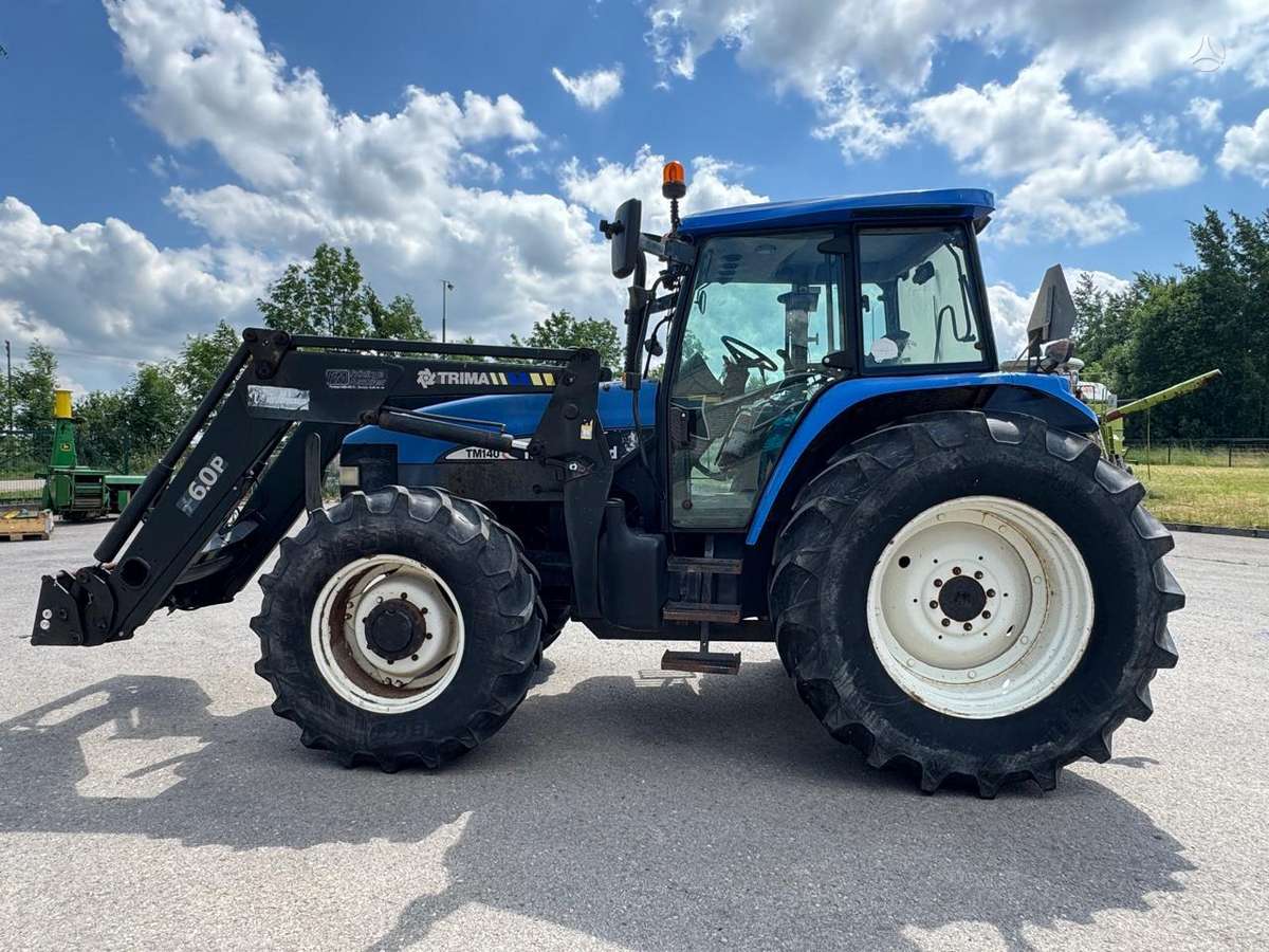 New Holland TM140, traktoriai