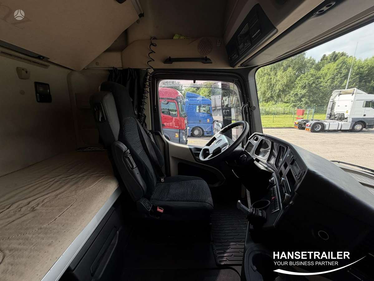 Mercedes-Benz Actros 1845, double sleeper