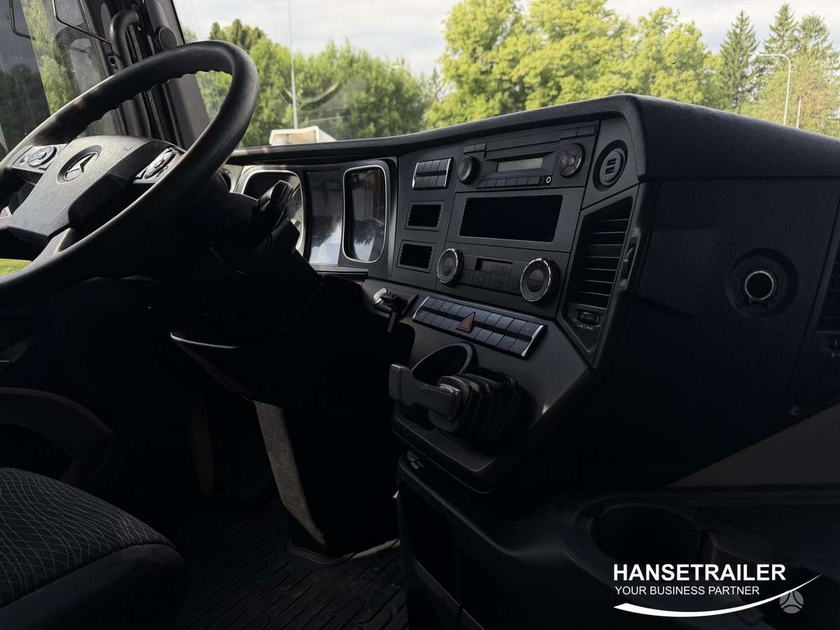Mercedes-Benz Actros 1845, double sleeper