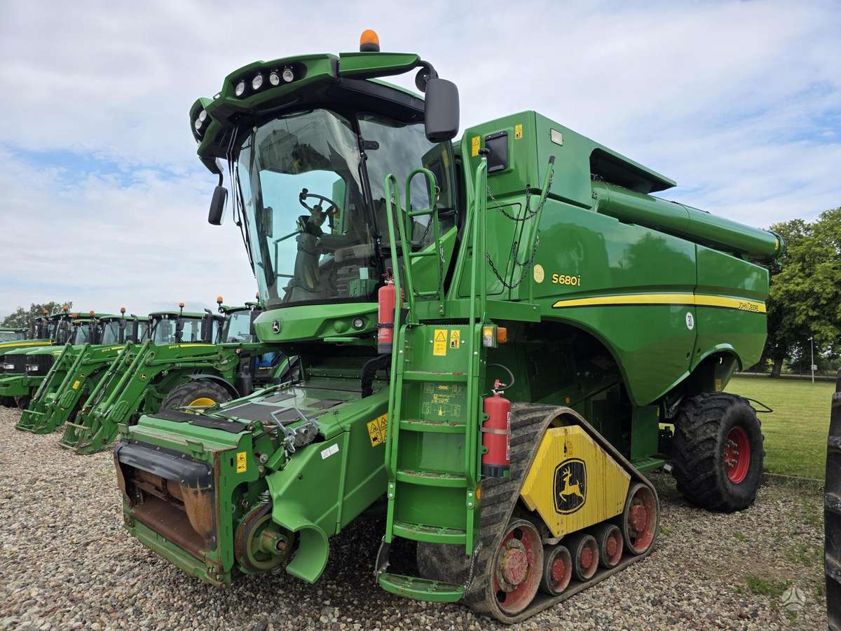 John Deere S680, kombaini