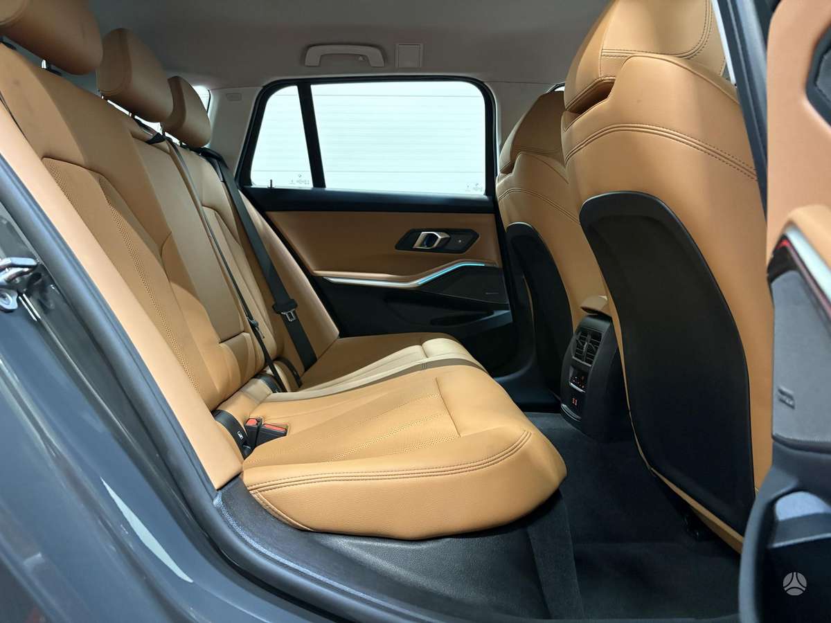 BMW 318, 2.0 l., Универсал