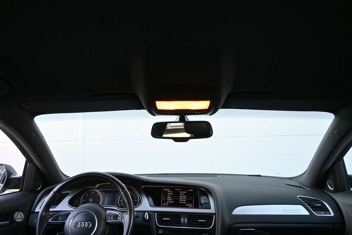Audi A4, 3.0 l., universalas