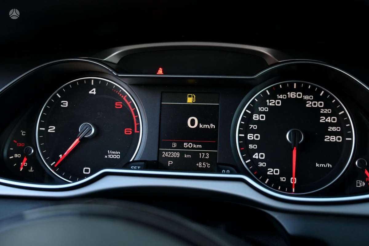 Audi A4, 3.0 l., universalas