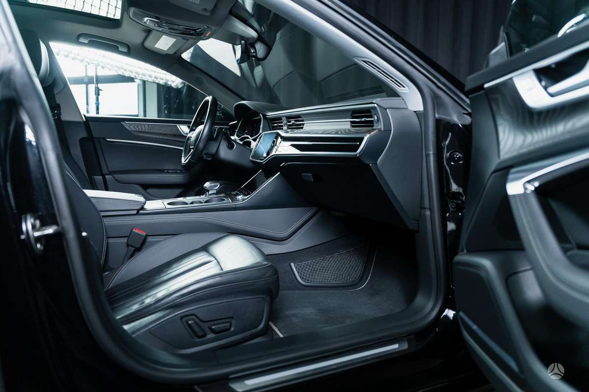 Audi A7, 3.0 l., Седан
