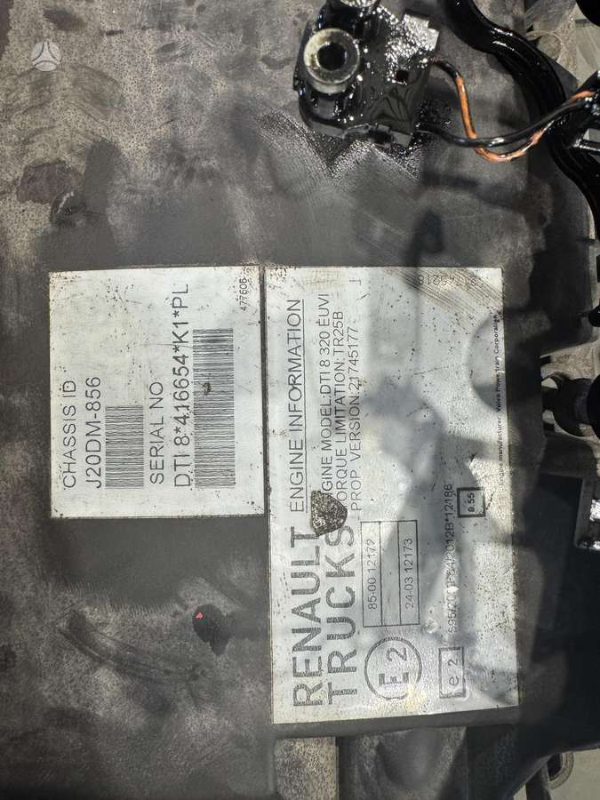 Renault D Wide D13, kravas automašīnas