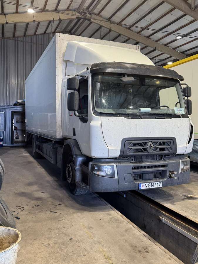 Renault D Wide D13, kravas automašīnas