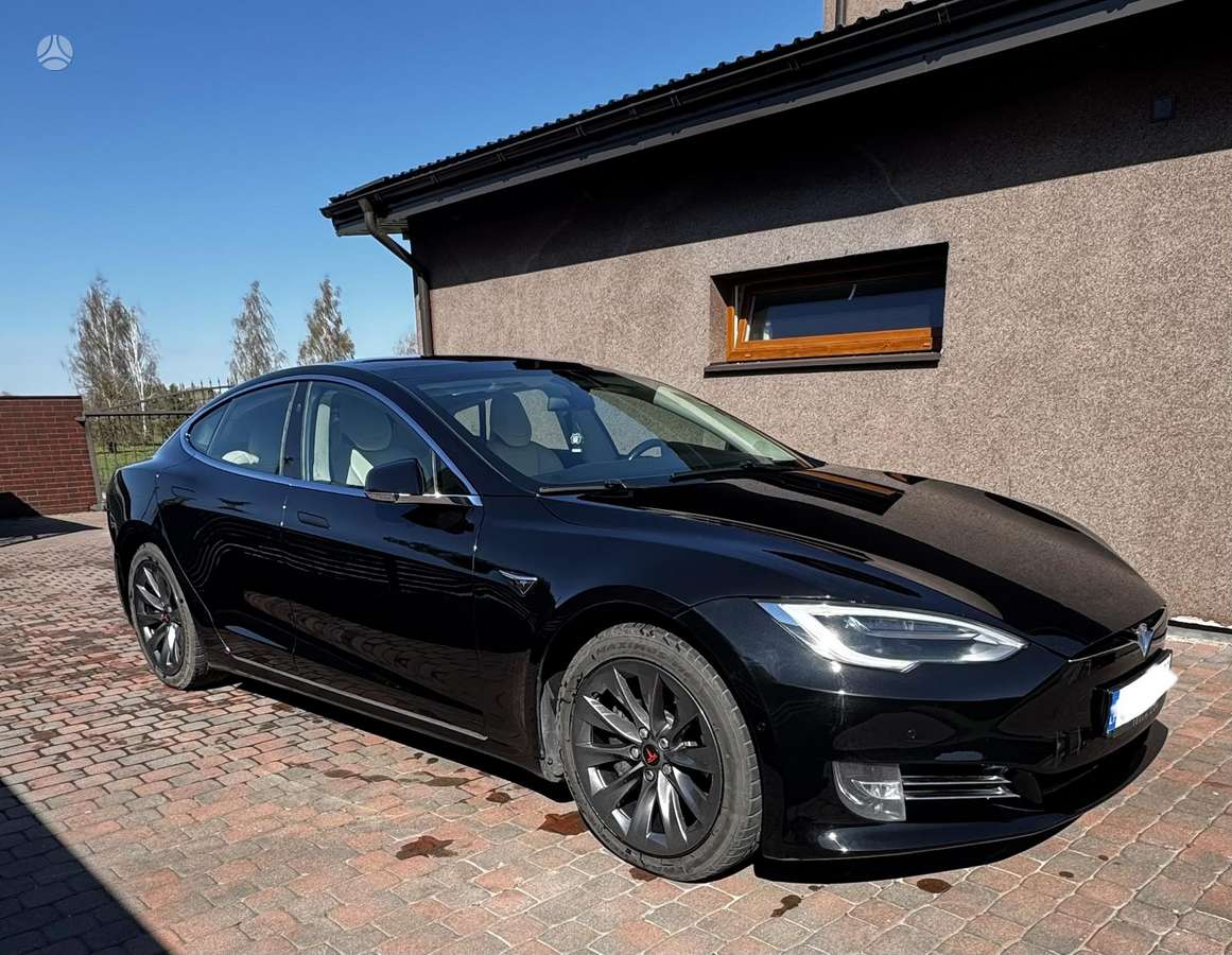Tesla Model S, 75 kWh, hatchback