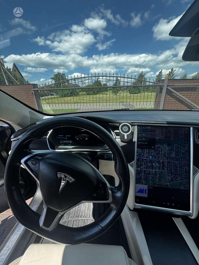 Tesla Model S, 75 kWh, hečbekas