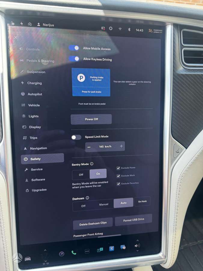 Tesla Model S, 75 kWh, hečbekas
