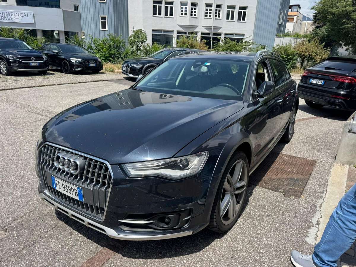 Audi A6 allroad, 3.0 l., wagon