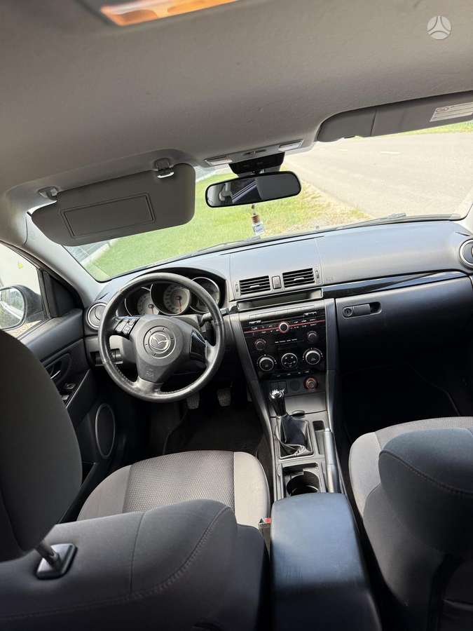 Mazda 3, 1.6 l., Хэтчбек