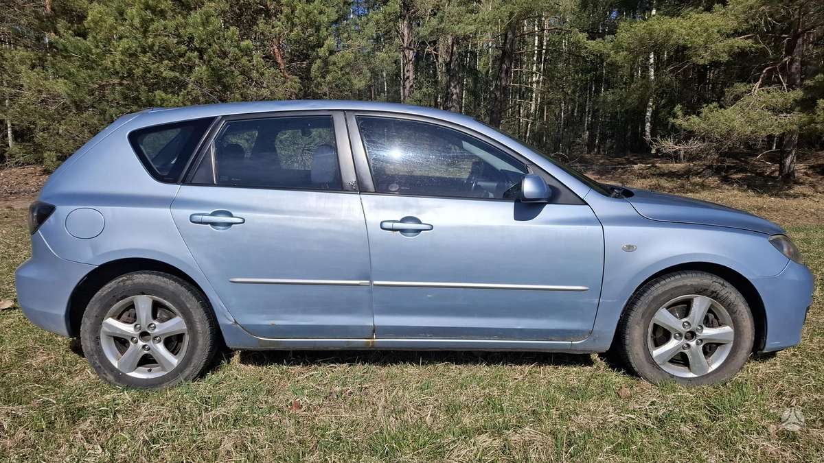Mazda 3, 1.6 l., hatchback