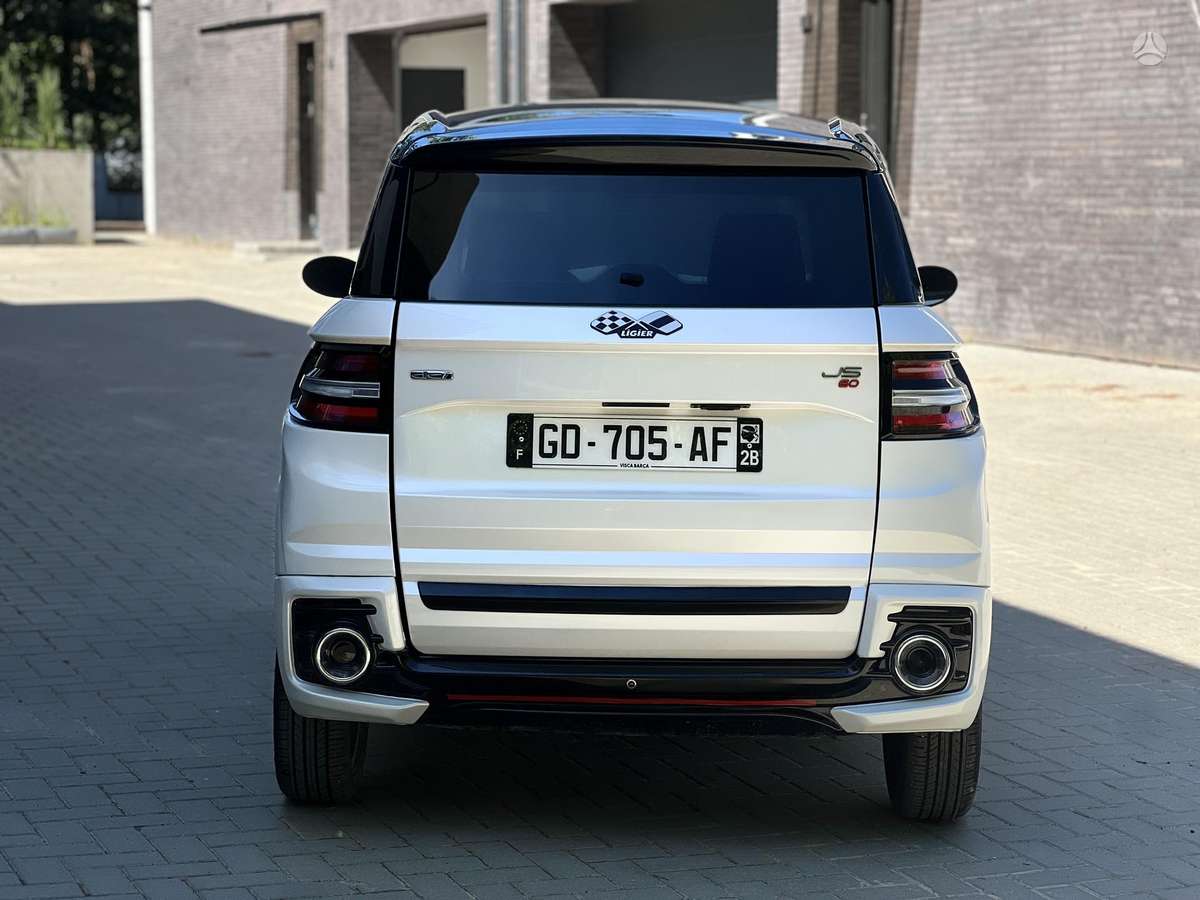 Ligier JS60, 0.5 l., hatchback