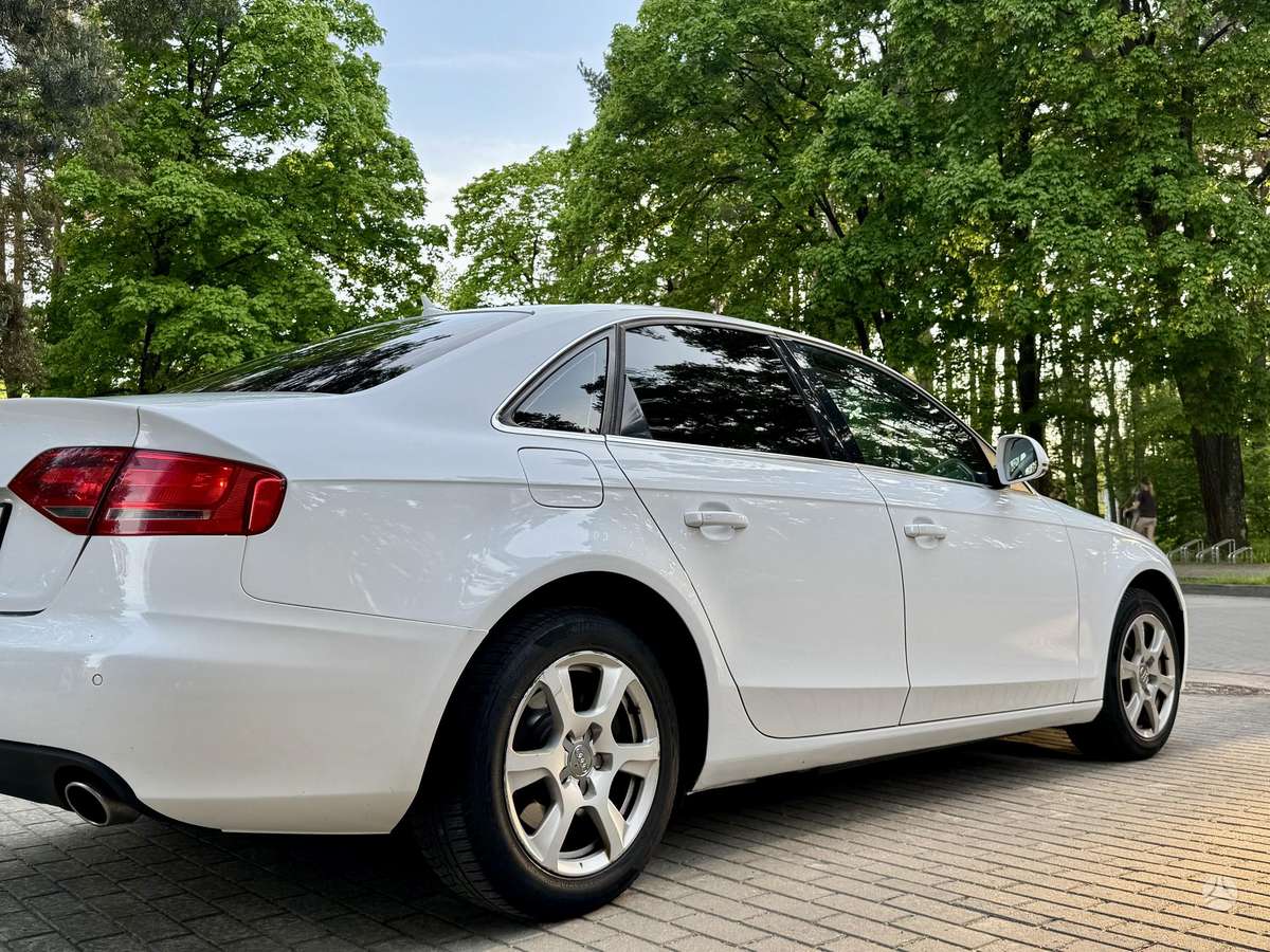 Audi A4, 2.7 l., Седан