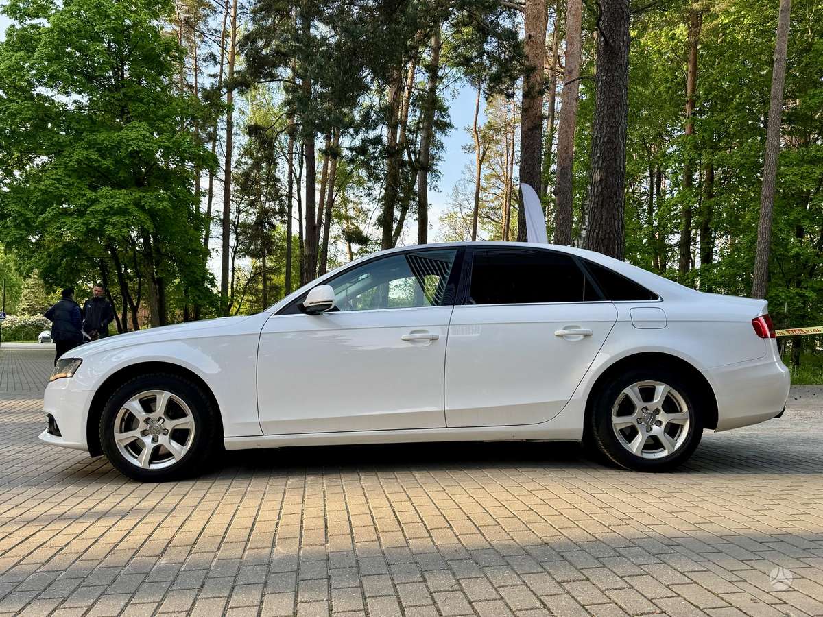 Audi A4, 2.7 l., Седан