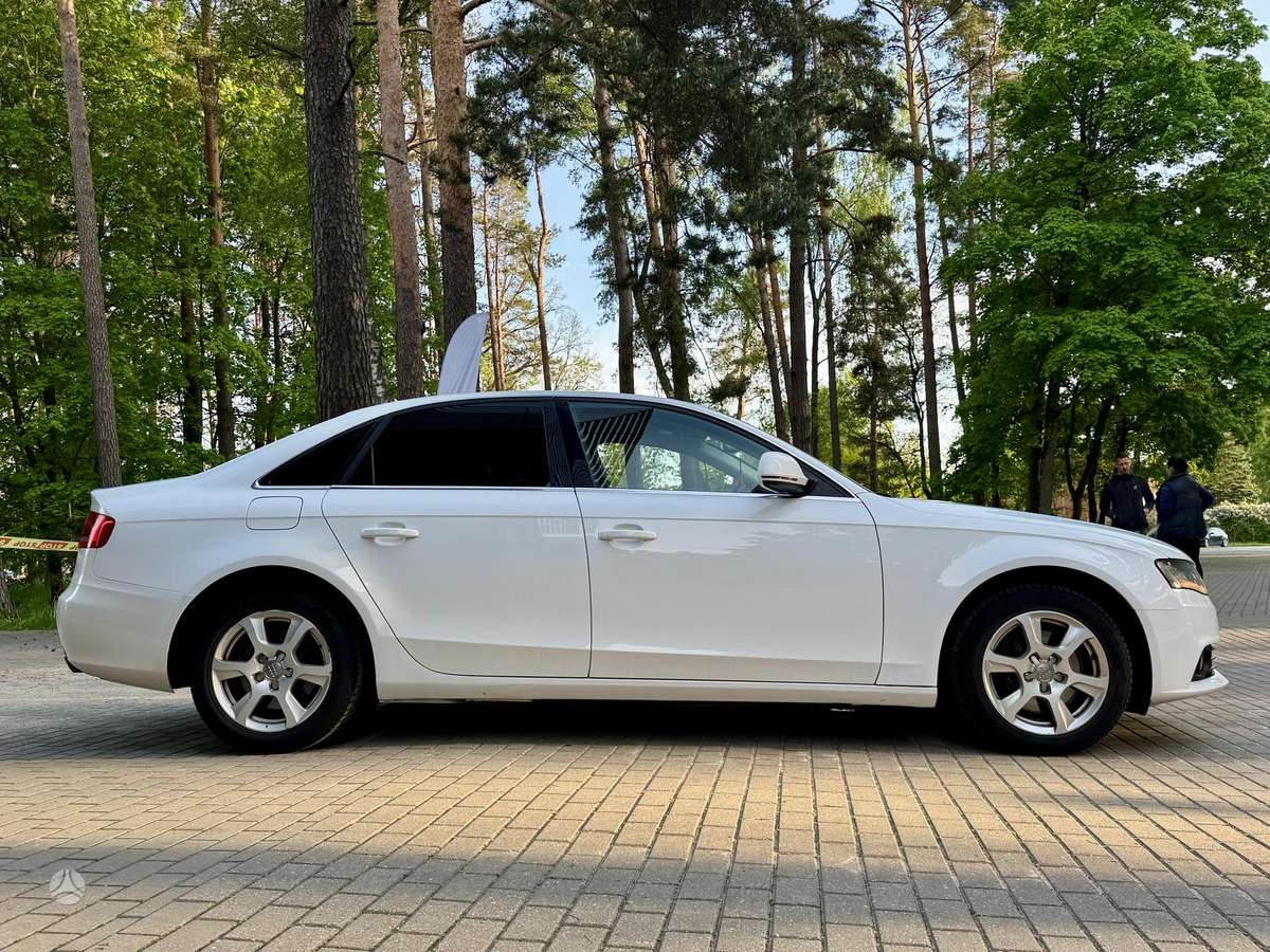 Audi A4, 2.7 l., Седан