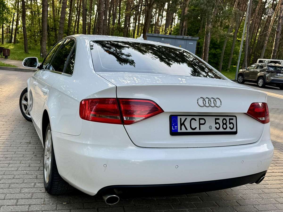 Audi A4, 2.7 l., Седан