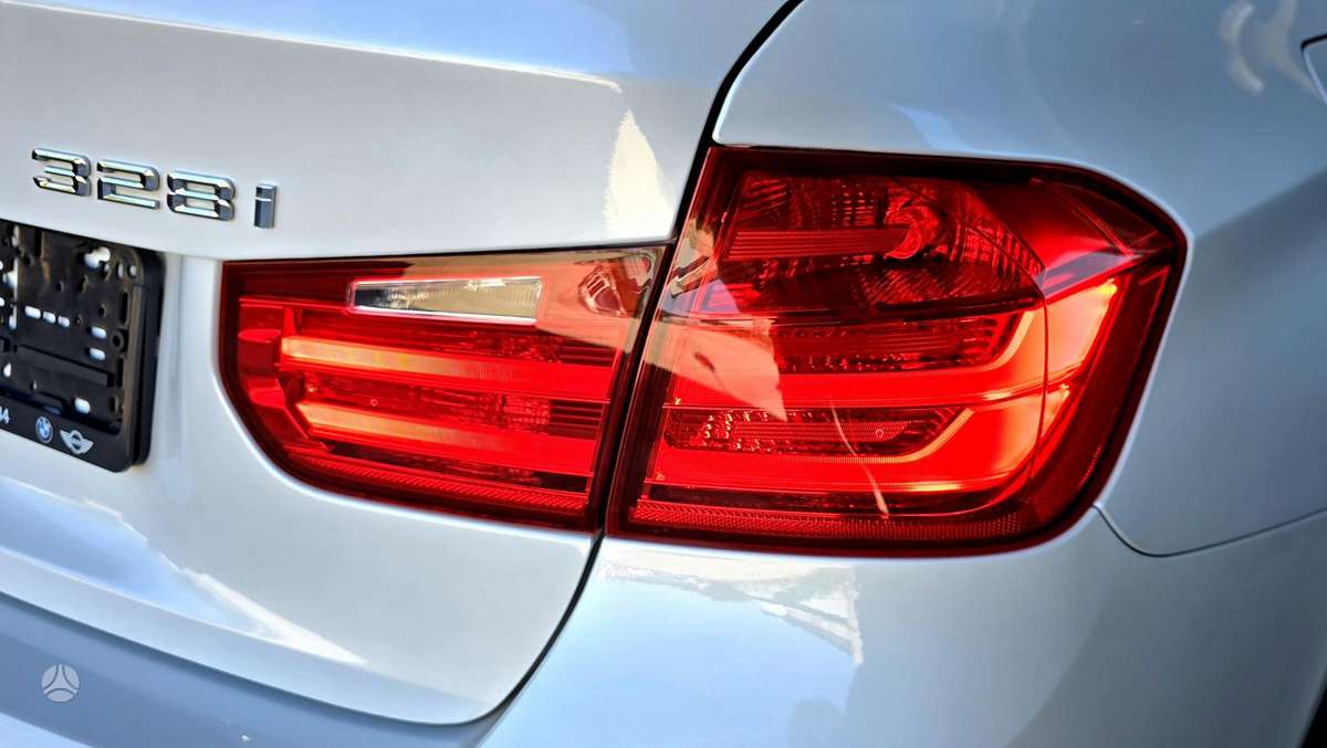 BMW 328, 2.0 l., Седан