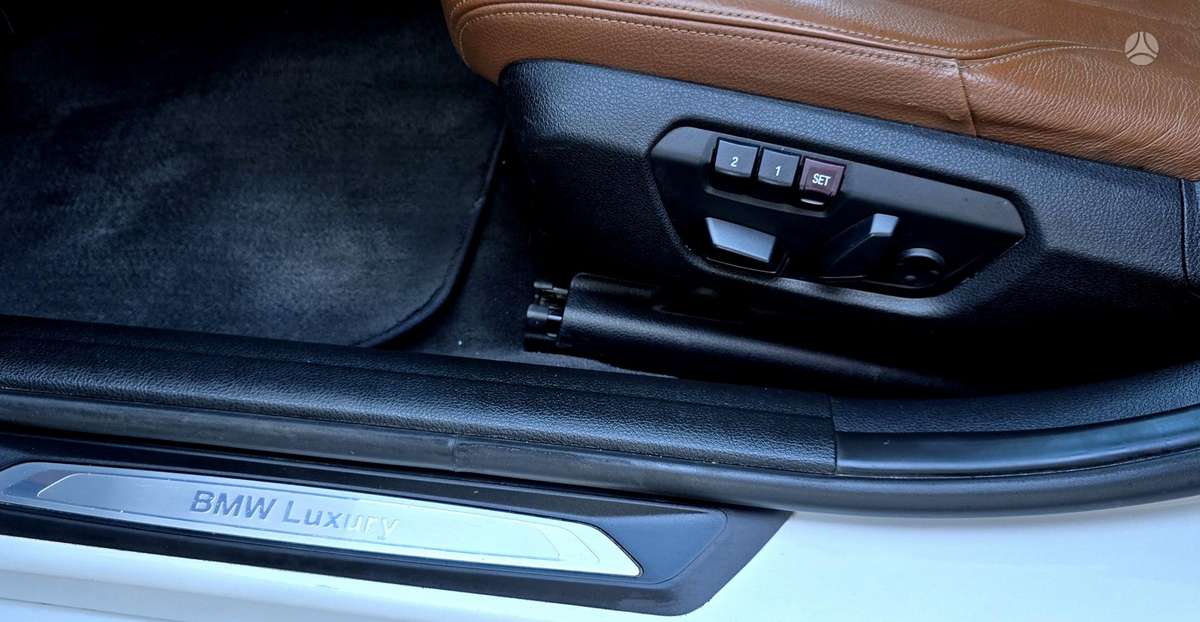 BMW 328, 2.0 l., Седан
