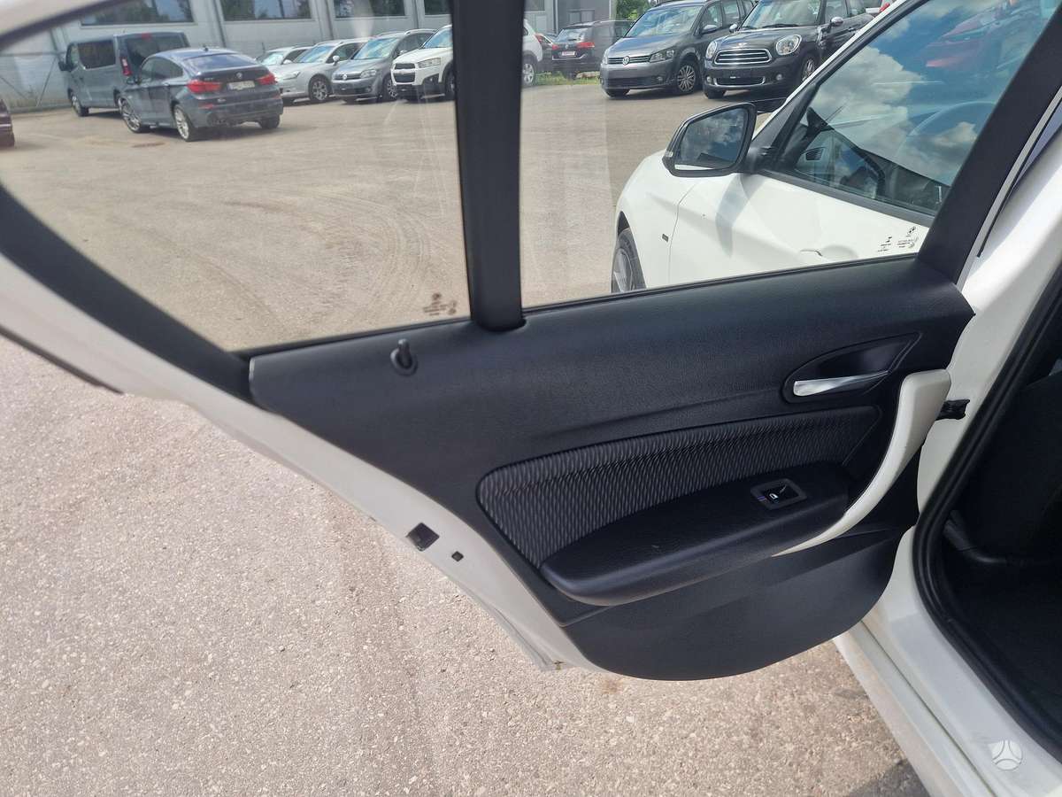 BMW 116, 1.5 l., Хэтчбек