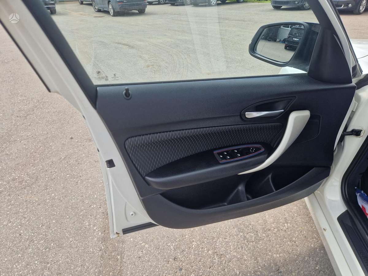 BMW 116, 1.5 l., Хэтчбек