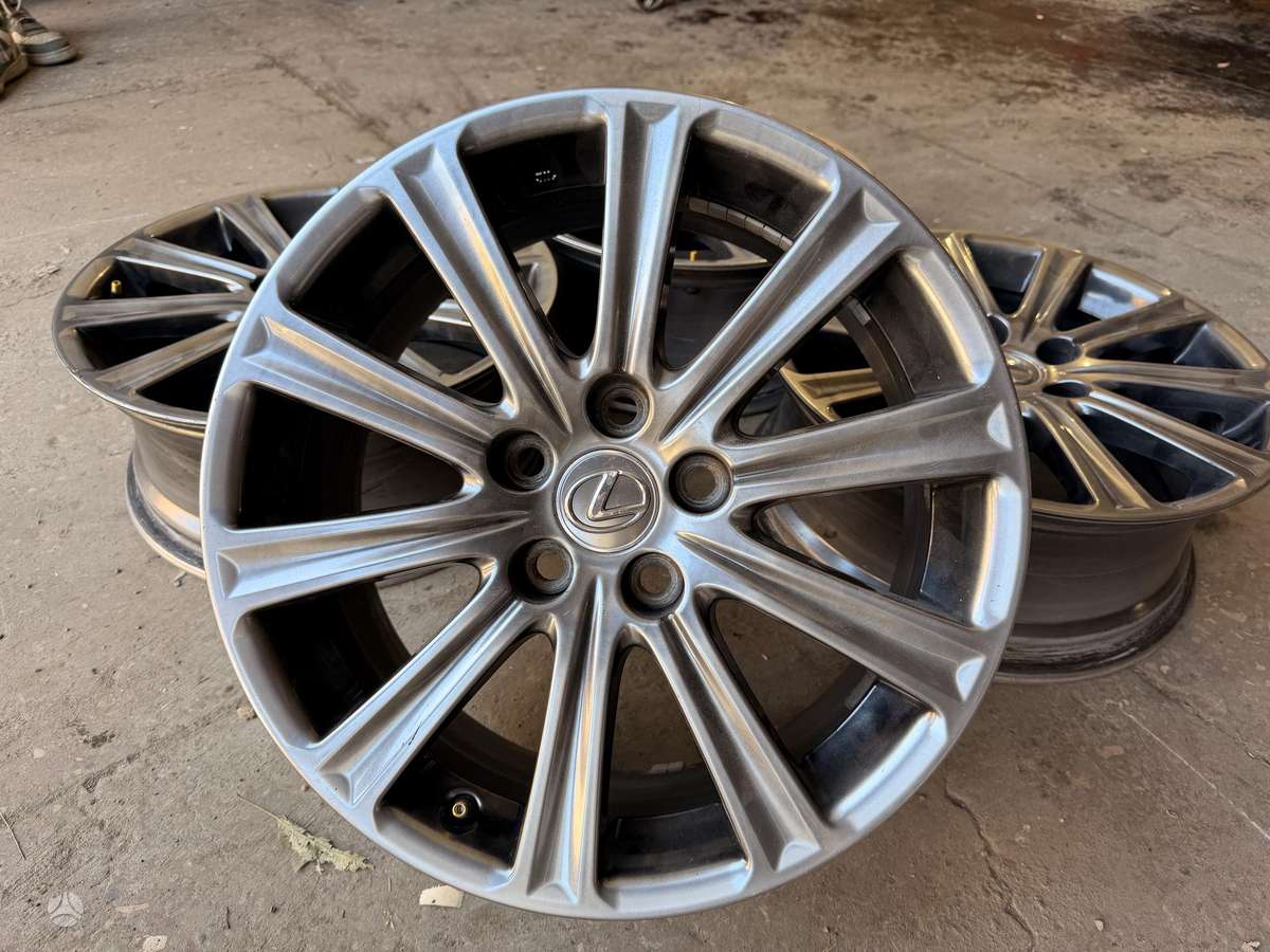 Lexus, lengvojo lydinio, R17