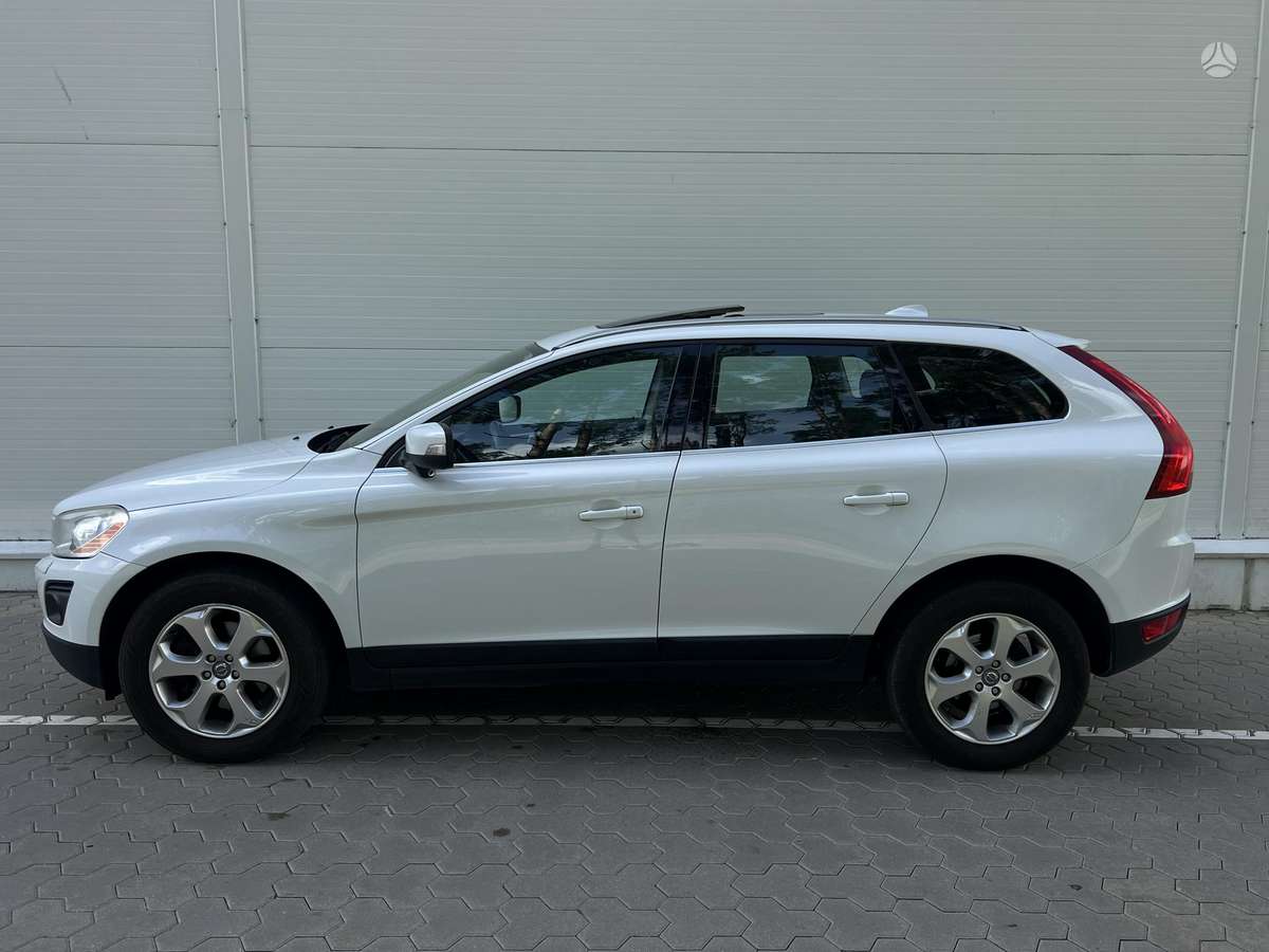 Volvo XC60, Внедорожник / Кроссовер