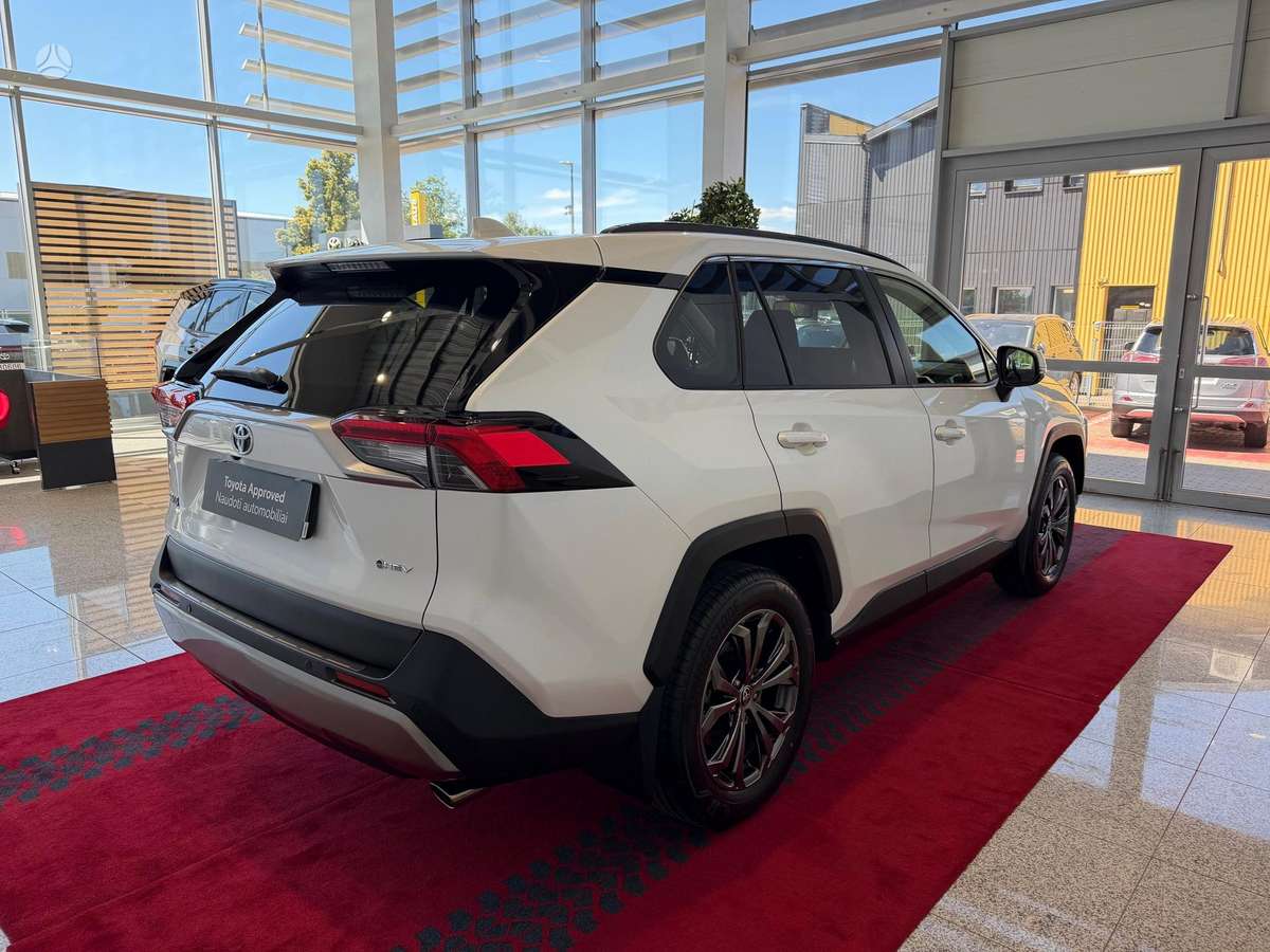 Toyota RAV4 - 4